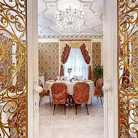 Otel Evelina Bad And Breakfast Restaurant Gurmet